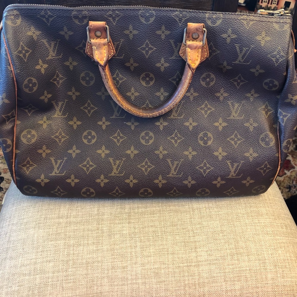 Vintage Louis Vuitton Speedy 35